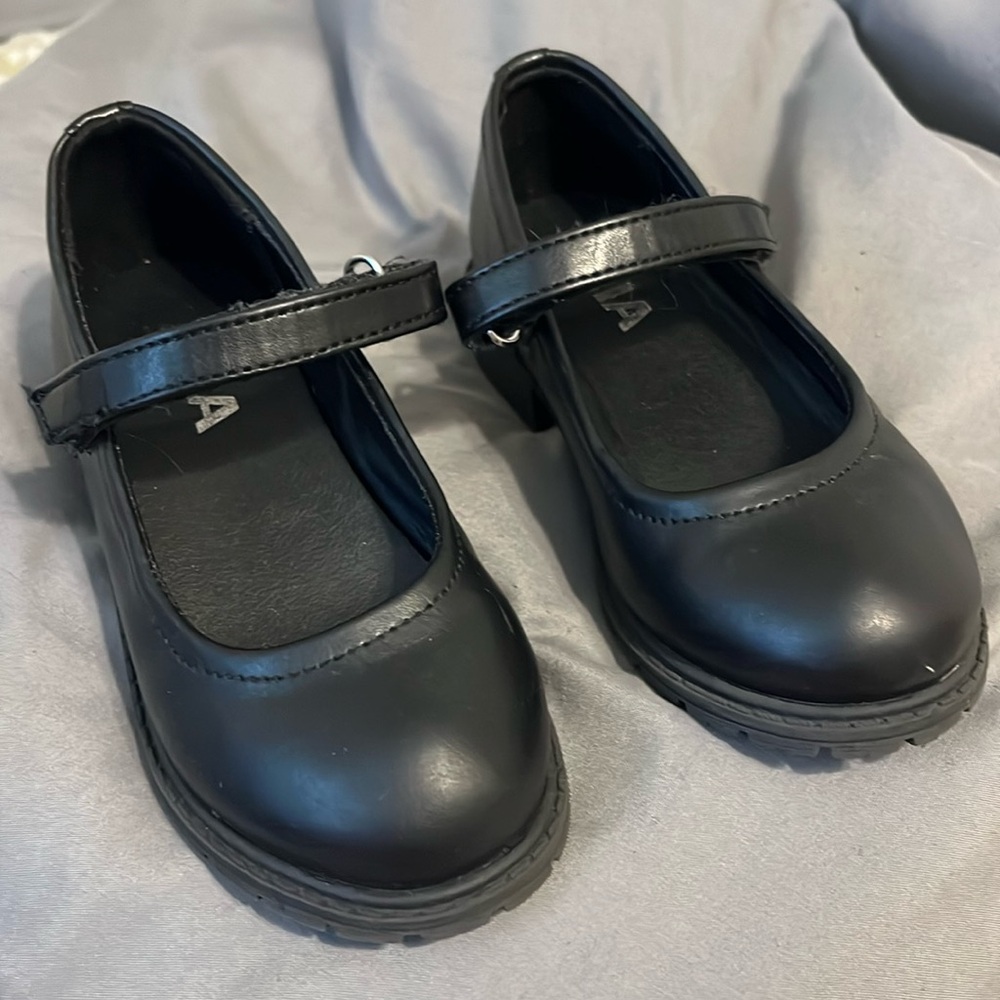 Mini Mia Mary Jane’s